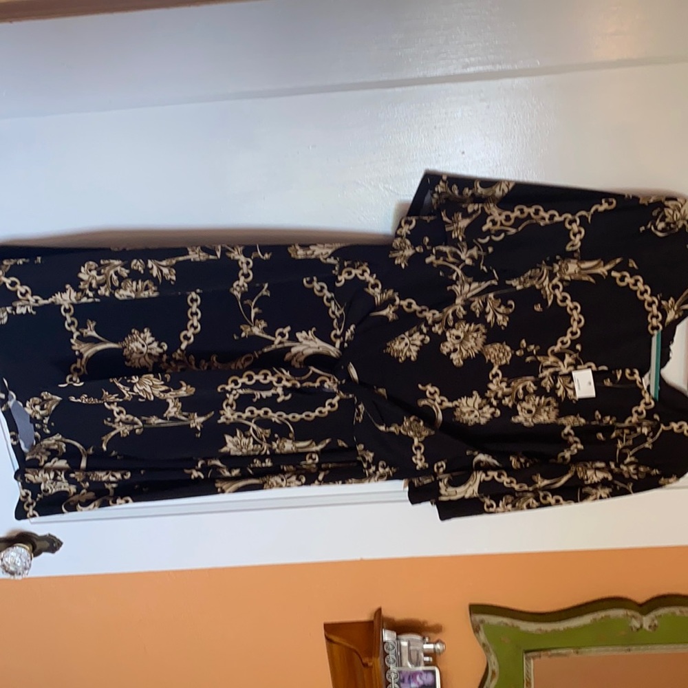 Women’s pattern dress